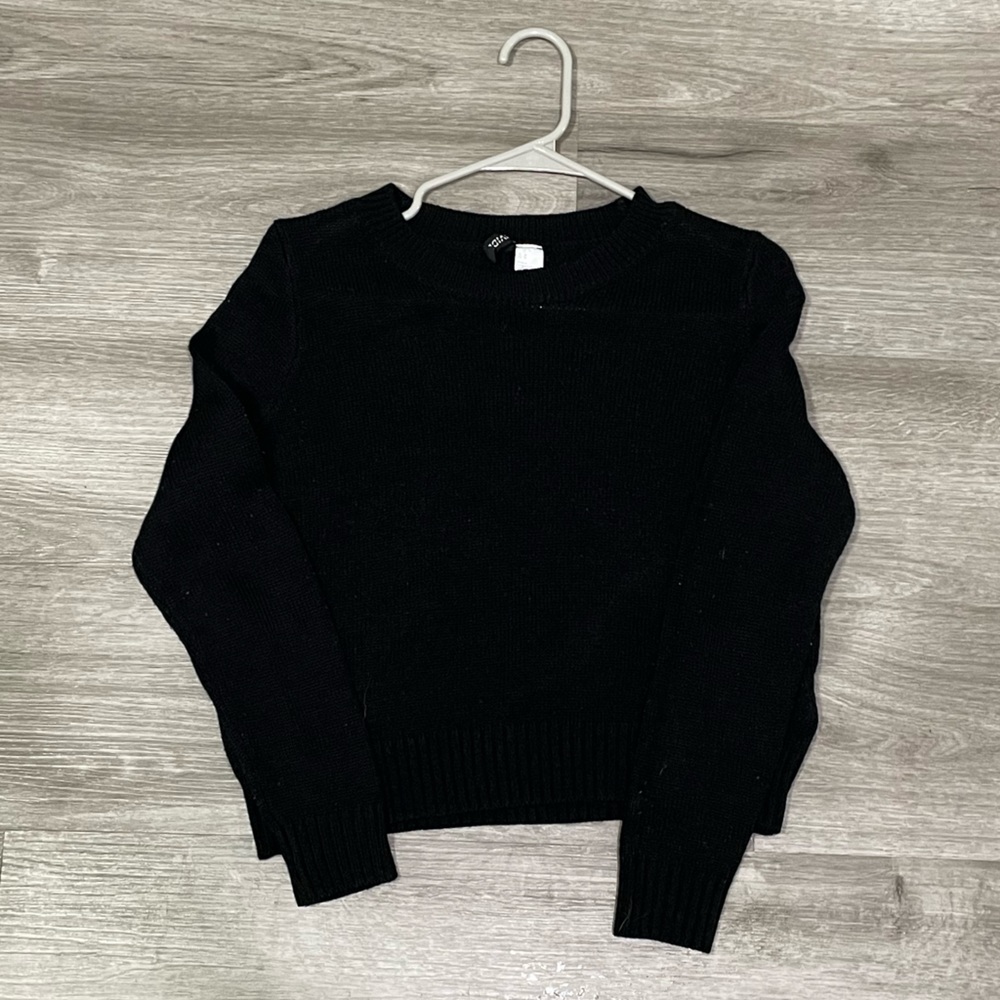 Black Cropped Sweater